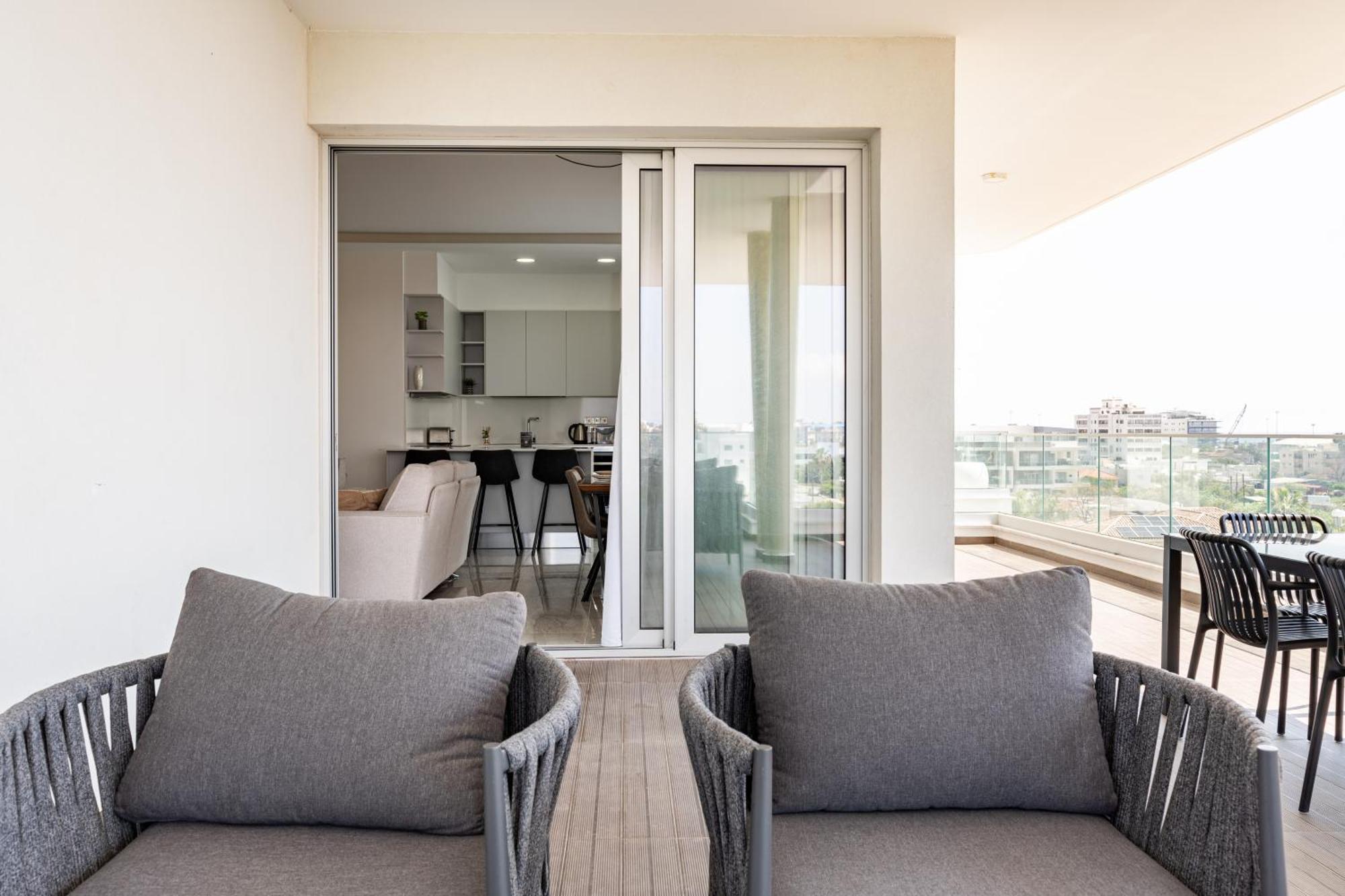 Yamas Urban Living Zakaki Pool Penthouses & Apartments Lemesos Exteriér fotografie