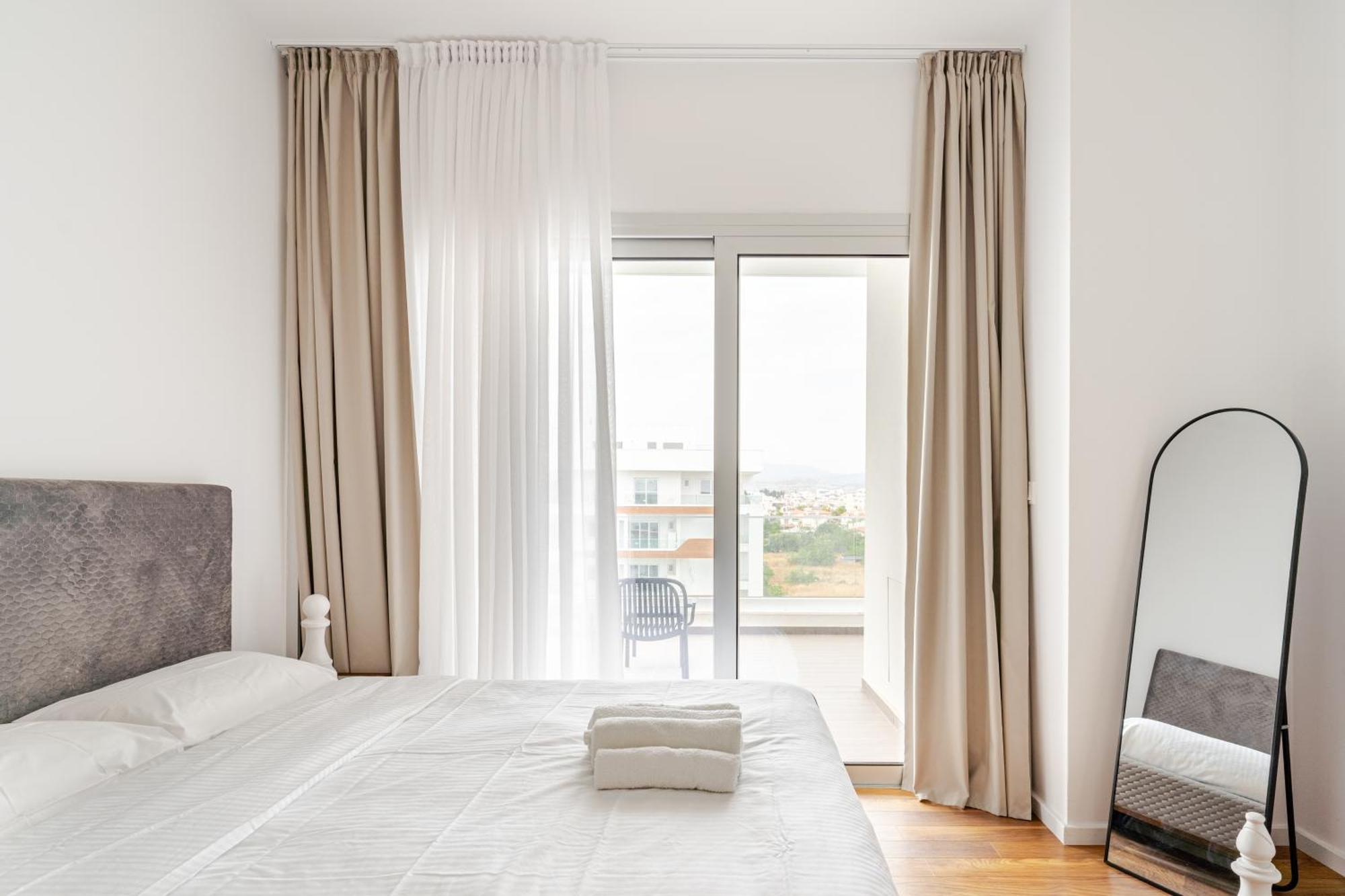 Yamas Urban Living Zakaki Pool Penthouses & Apartments Lemesos Exteriér fotografie